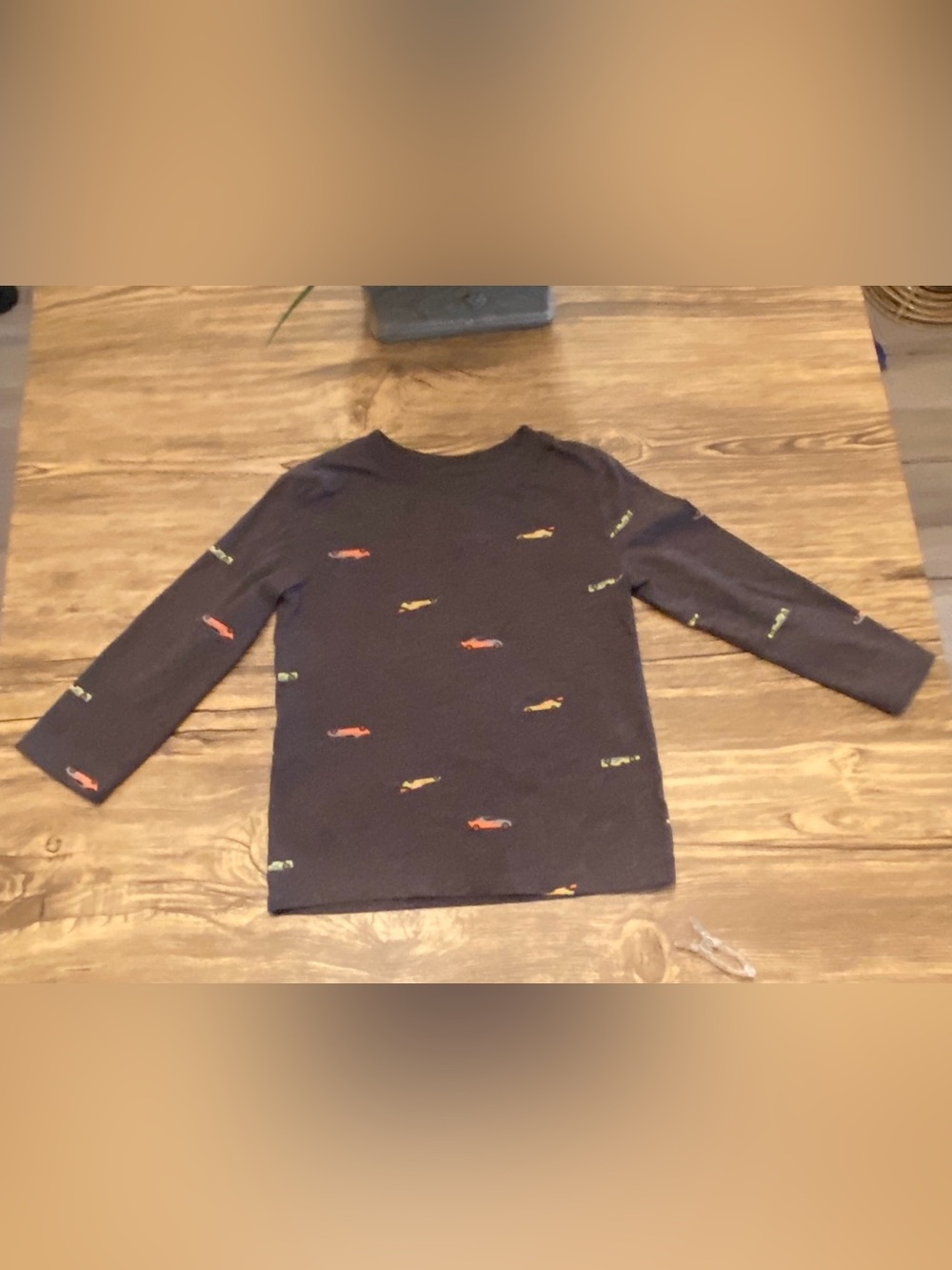 Cat & Jack Long Sleeve Tee with tiny race cars, 3T EUC